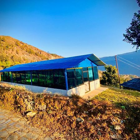 פוקהרה Aroma Tourist Hostel מראה חיצוני תמונה
