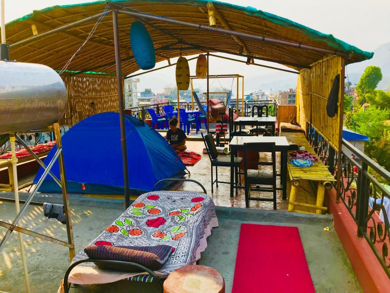 פוקהרה Aroma Tourist Hostel מראה חיצוני תמונה