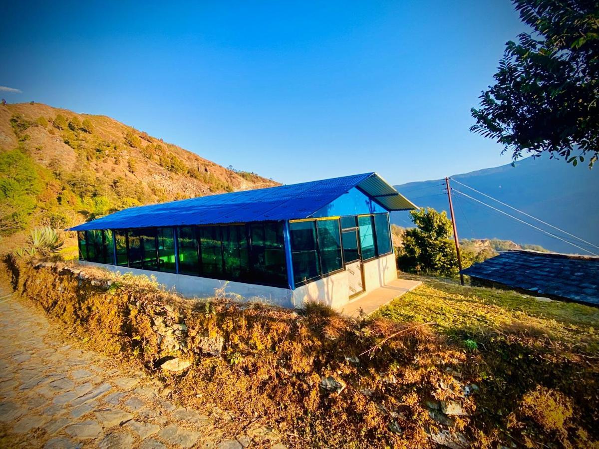 פוקהרה Aroma Tourist Hostel מראה חיצוני תמונה